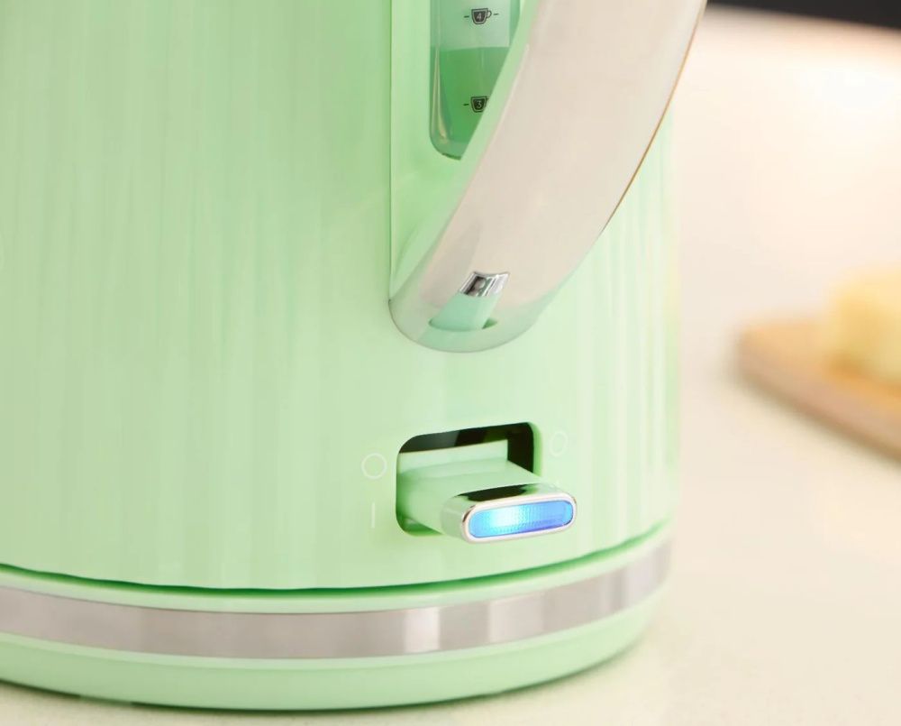 Russell Hobbs vannkoker 1,7L eden pistachio 2027364