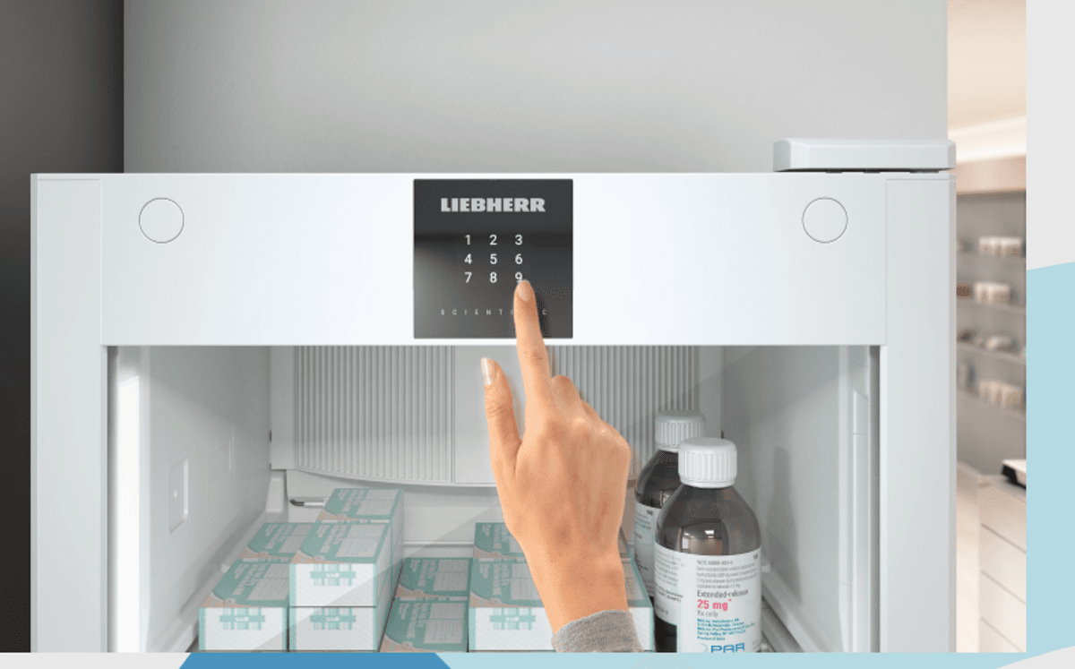 Vibocold Liebherr laboratoriekjøler med glassdør 188,4 cm HMFVH 4011